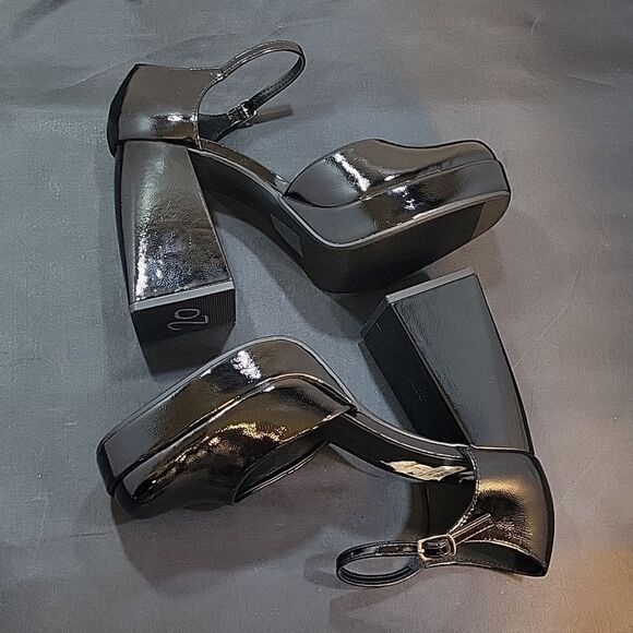 BRAND NEW SODA CHUNKY HEEL WOMEN'S PLATFORM LOAFERS - Picture 11 of 15